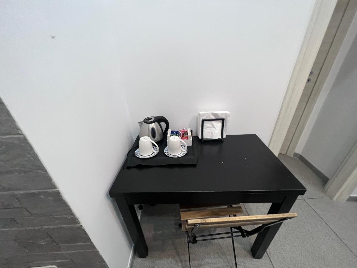 Apartment In The Center Napels Buitenkant foto